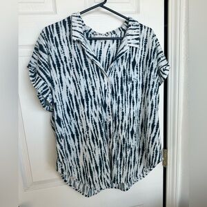 Eden & Olivia Black and White Button Down Shirt